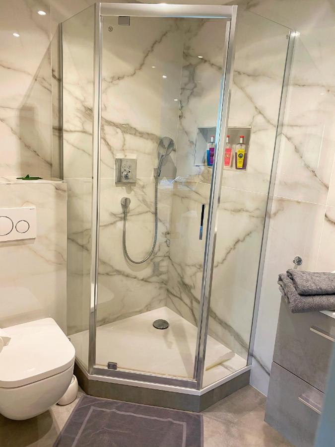 O2M Gresy Sur Aix Apartman Mognard Kültér fotó