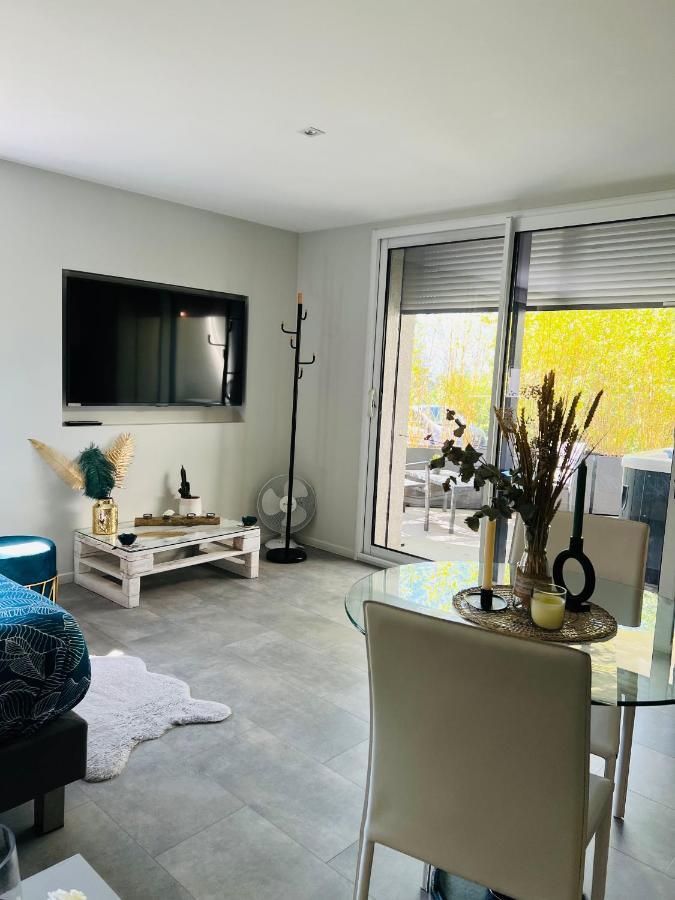 O2M Gresy Sur Aix Apartman Mognard Kültér fotó